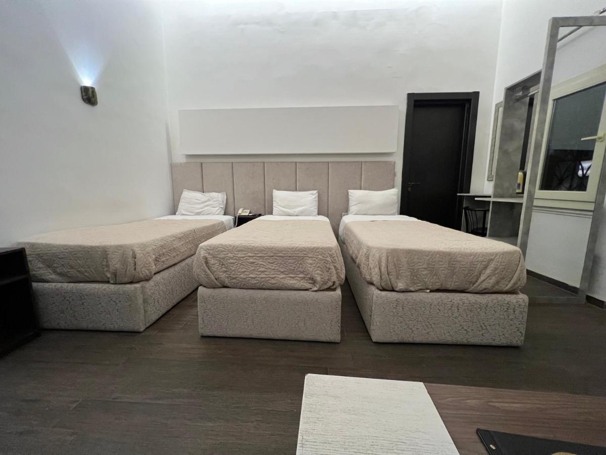 Valencia Hotel Кайро Екстериор снимка
